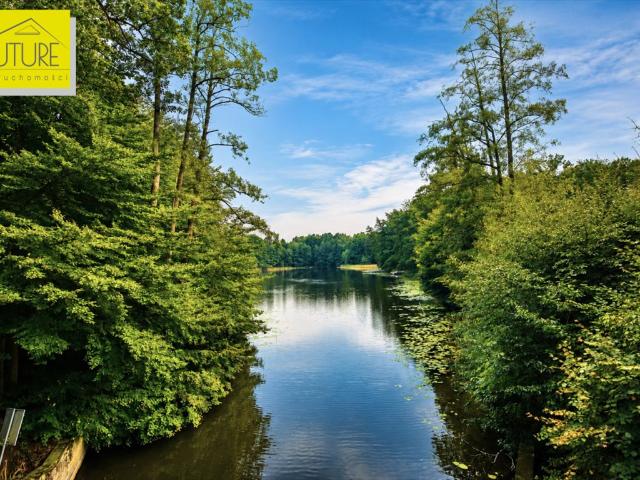 Sprzedam działkę rekreacyjną 1064 m² z warunkami zabudowy