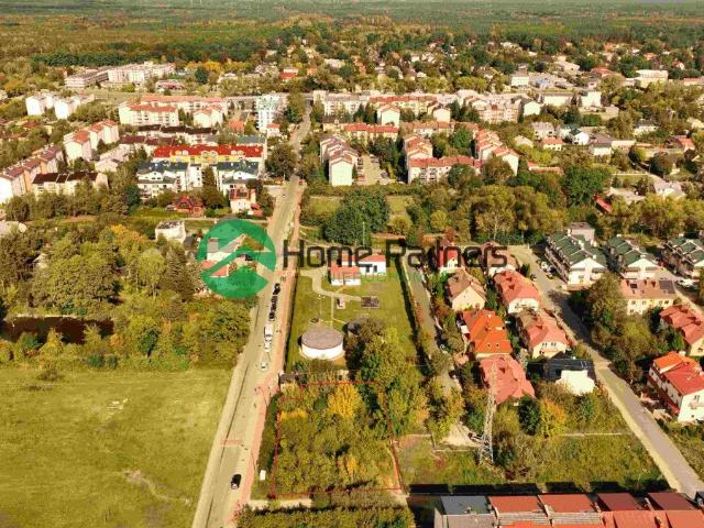 Działka usługowa 1127 m2 w Starej Miłosnej media i plan