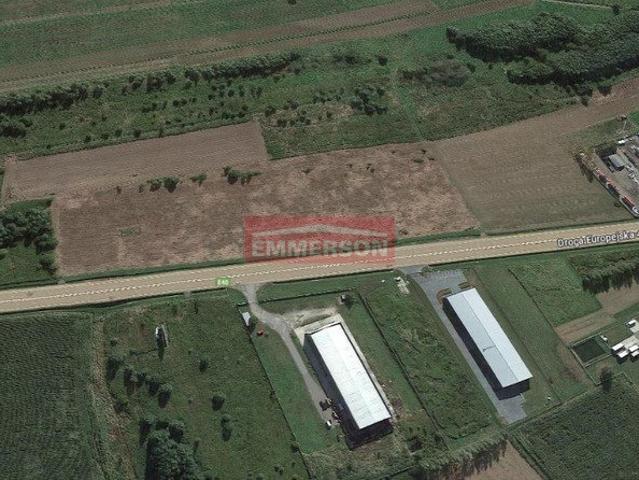 Działka usługowa 36 000 m² przy drodze krajowej 94 inwestycja
