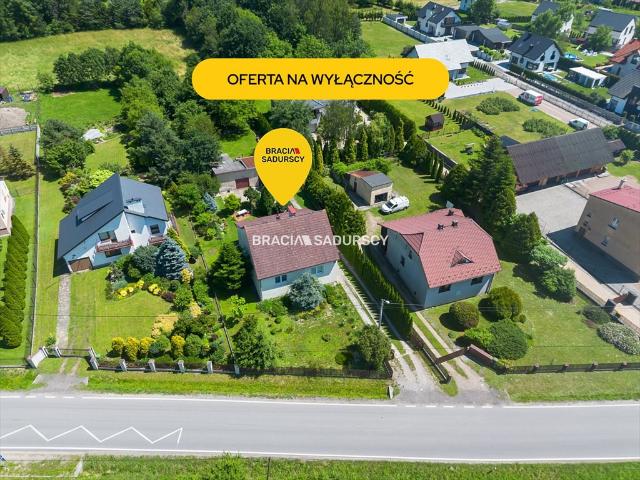Na sprzedaż działka z domem 132 m², garażem i warsztatem