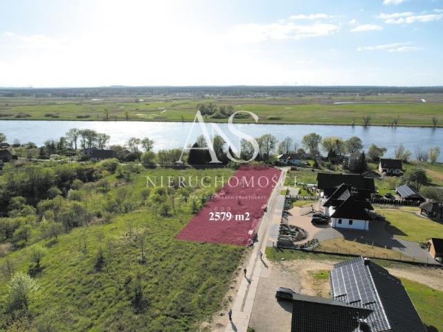 Działka z widokiem na Odrę i tereny Natura 2000, 2579 m2