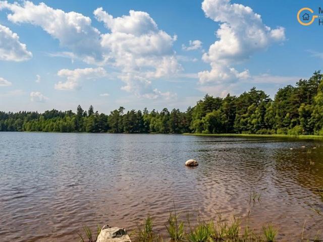Działka 1400 m² pod dom w sercu Kaszub, blisko jeziora