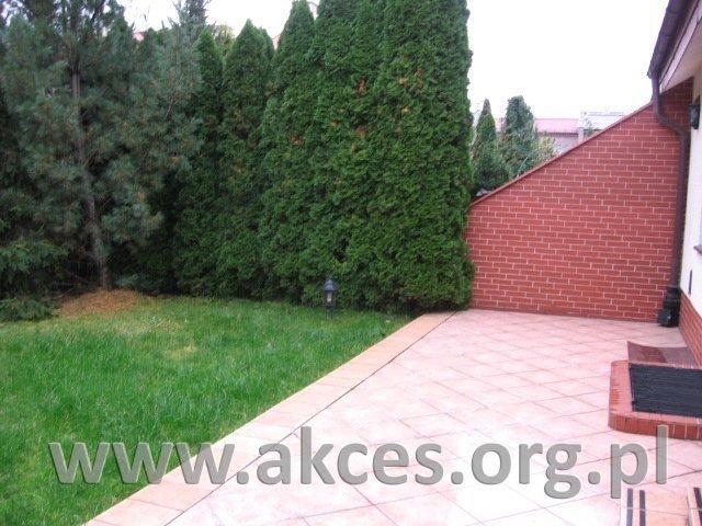 Działka 1458 m² z budynkiem do remontu w Praga Południe