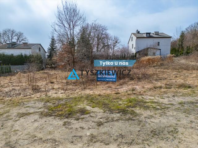 Działka 1529 m2 z możliwością zabudowy mieszkaniowo usługowej