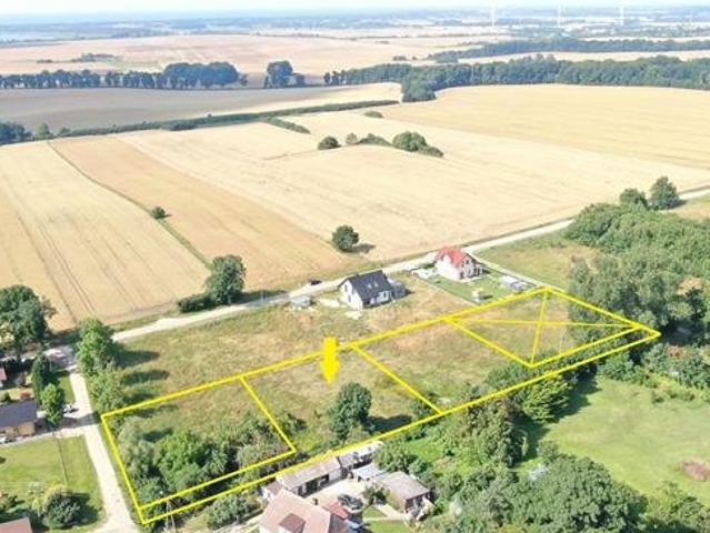 Działka 1584 m² pod zabudowę mieszkaniową i usługową