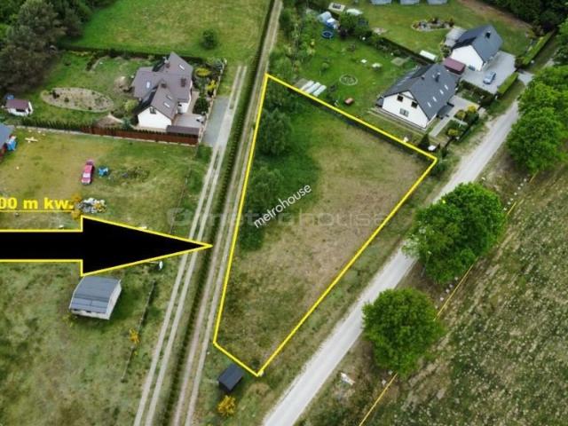 Działka 1600 m² pod dom jednorodzinny blisko Ustki