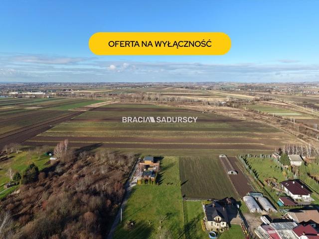 Działka 1809 m² z możliwością zabudowy jednorodzinnej