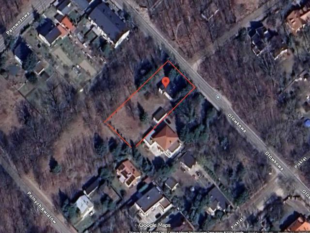 Działka 1852 m² z domem i lasem, blisko komunikacji