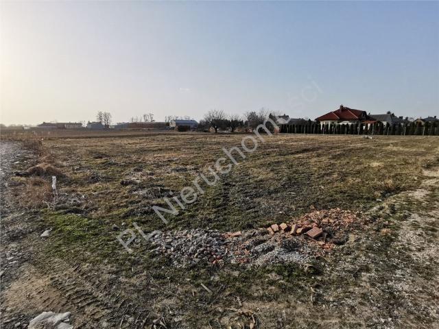 Działka 1941 m² z możliwością budowy domu i usług
