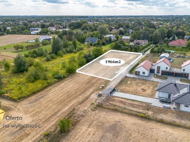 Działka 1966 m² z możliwością zabudowy jednorodzinnej