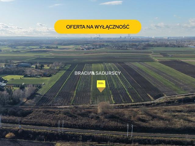 Działka 19 ar z możliwością zabudowy i usług w Krakowie