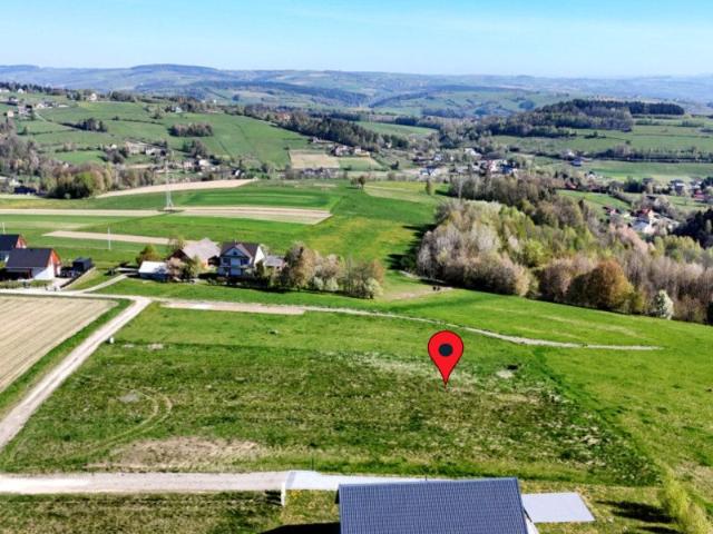 Działka 1049 m2 pod dom i rekreację w Krużlowa Wyżna