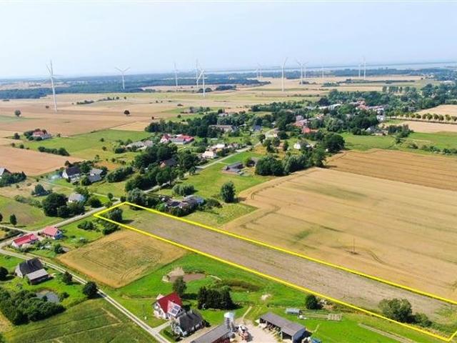 Działka 10 800 m² z planem budowlanym, 8 km od morza