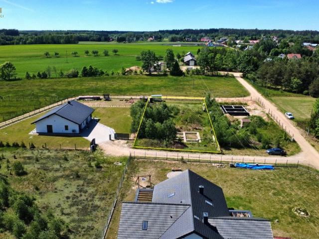 Działka 1125 m² z WZ, cisza, media, blisko Zalewu