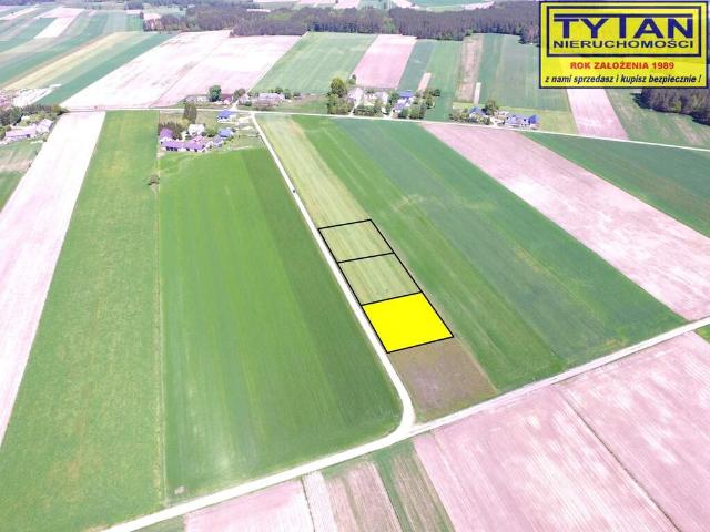 Działka 1318 m2 z warunkami zabudowy w Czerwonym