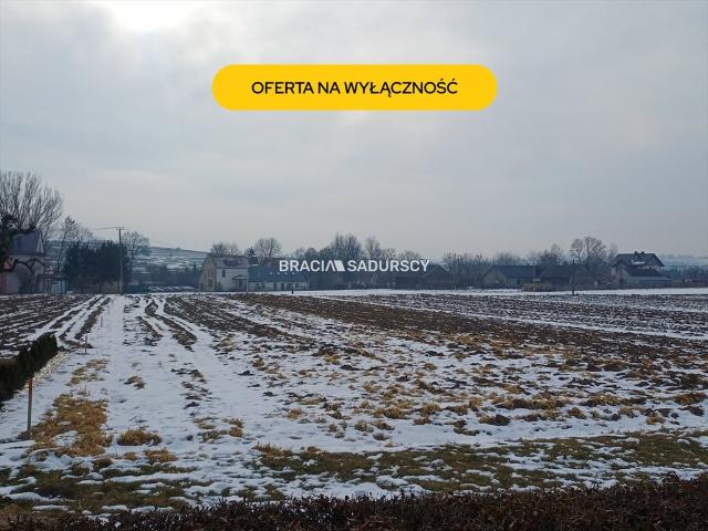 Działka 1326 m² pod dom w Wężerowie – spokojna okolica