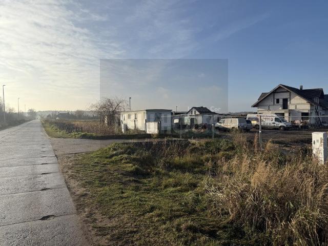 Działka 1388 m² z warunkami zabudowy i prądem zapraszam