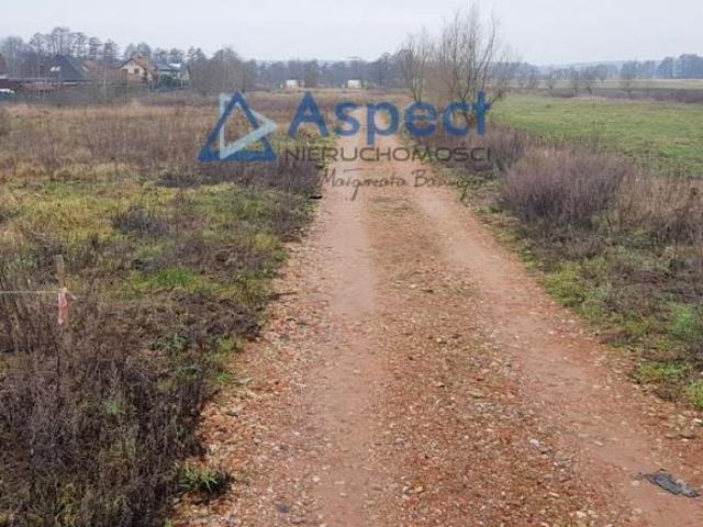 Działka 1 000 m², Dobra