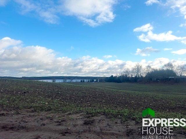 Działka 3 331 m², Straduny