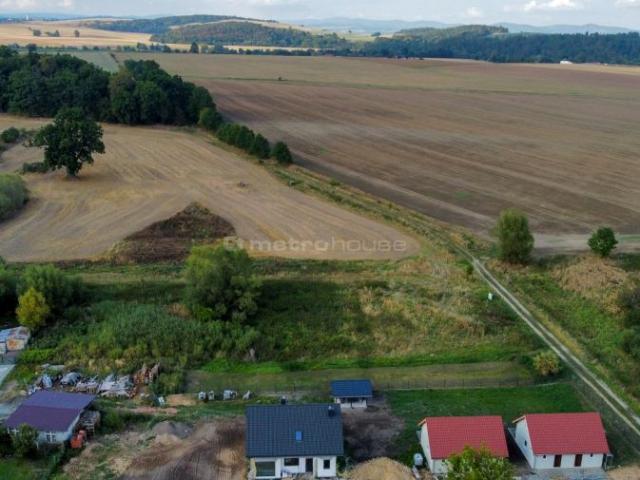 Działka 1 000 m², Wolany
