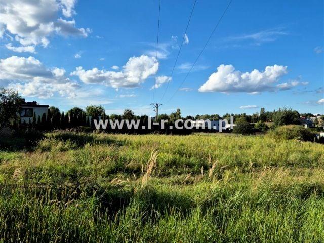 Działka 1 165 m², Piece