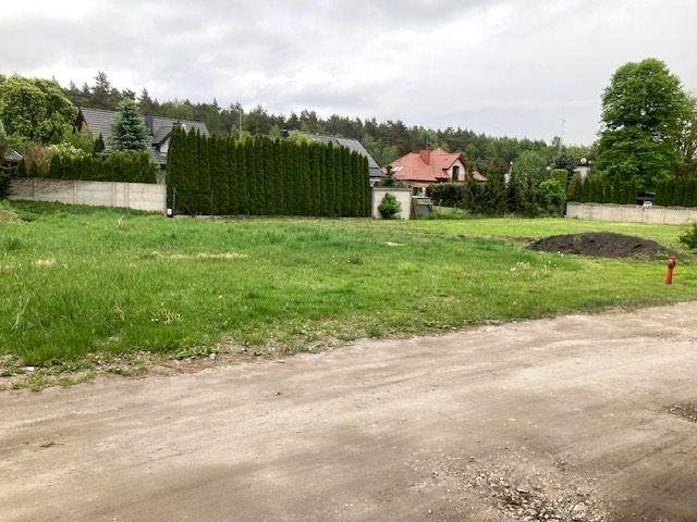 Działka 1 205 m², Sanie
