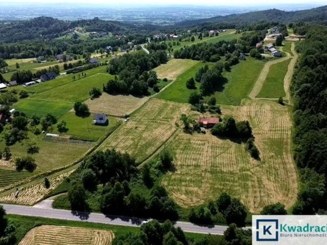 Działka 1 589 m², Czarnorzeki