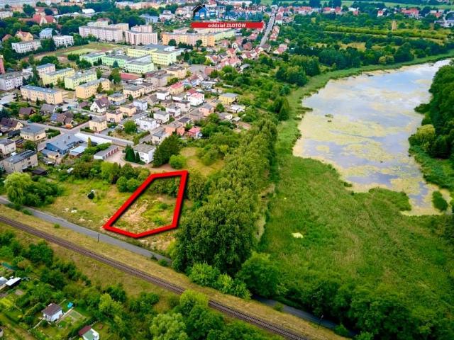 Działka 1 606 m², Złotów