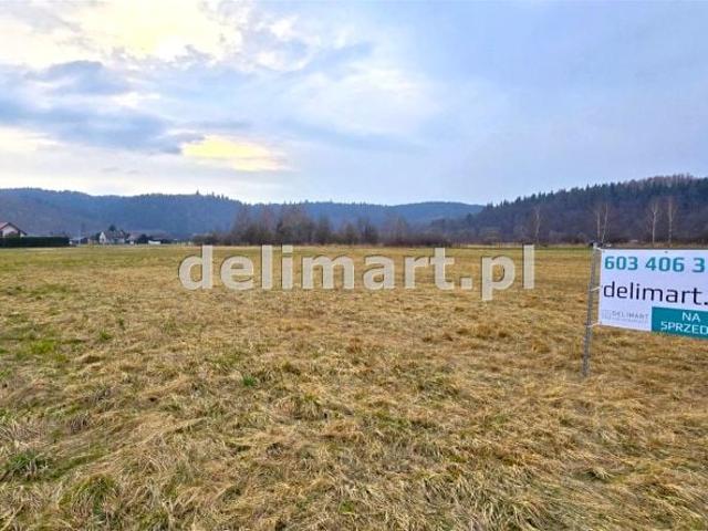 Działka 1 860 m², Huzele