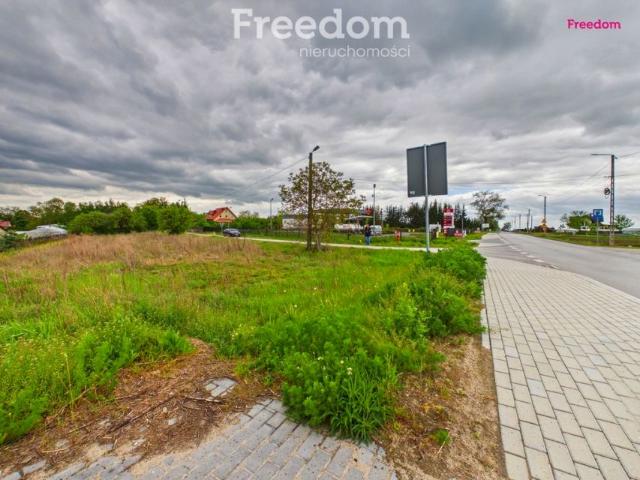 Działka 1 976 m², Pacew
