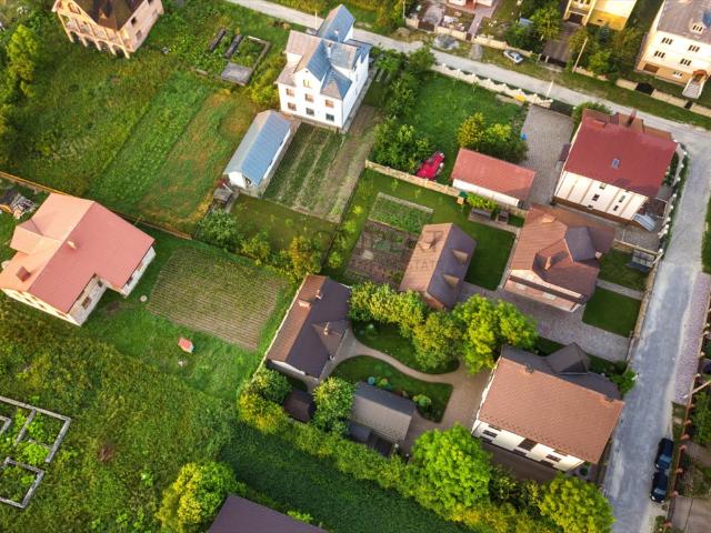 Działka 2715 m² z możliwością budowy 3 domów na Ursynowie