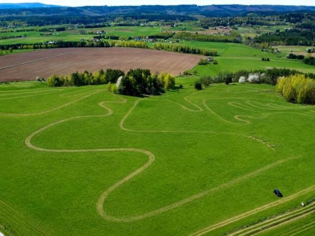 Działka 27 000 m², Suszyna
