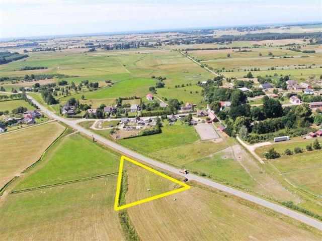 Działka 2331 m² przy drodze wojewódzkiej w Krupy