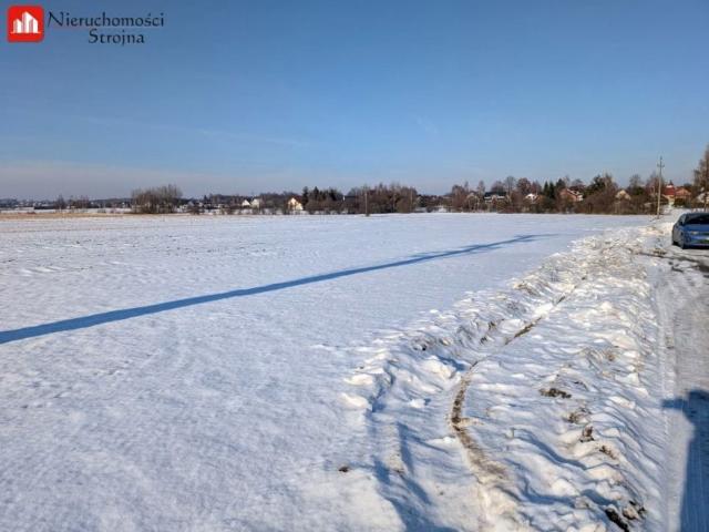 Działka 2 010 m², Targowisko