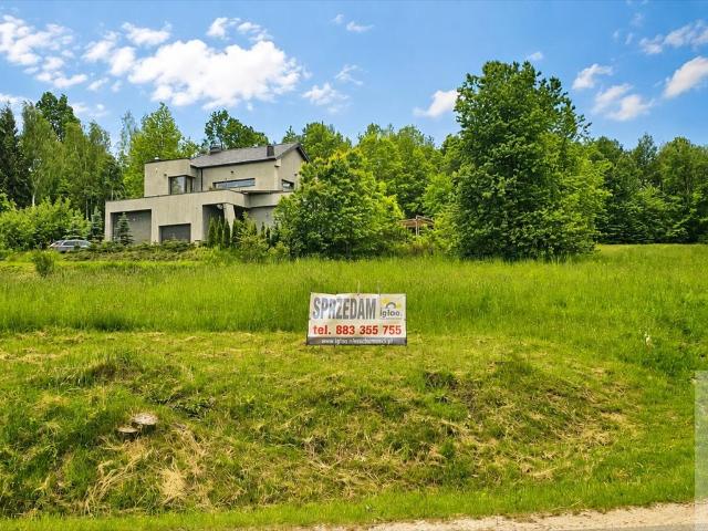 Działka 3800 m² z mediami, podział, blisko Kielc
