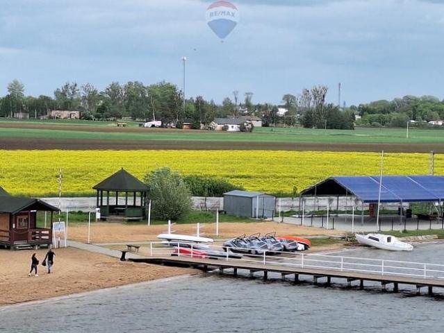 Działka 3823 m² z linią brzegową oraz stawem