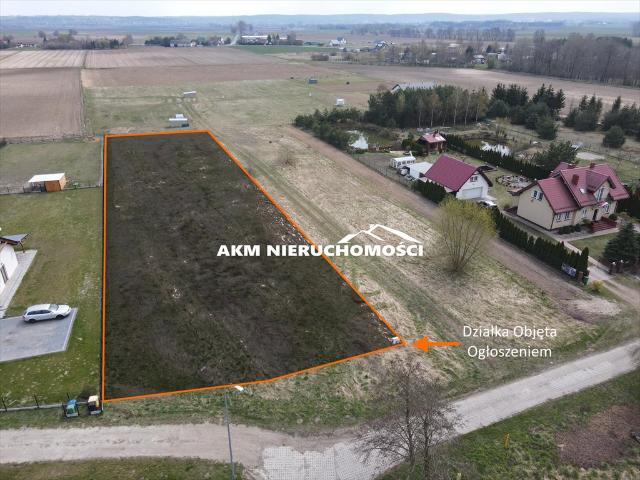 Działka 3000 m² pod dom z mediami przy granicy
