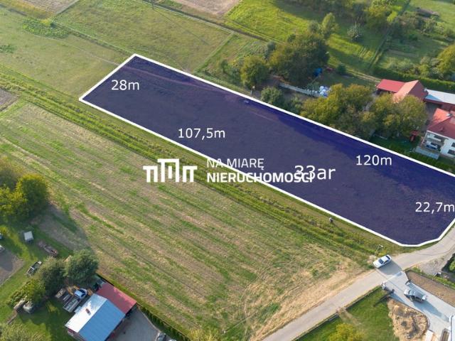 Działka 33 arów z mediami, spokojna okolica Rozbórz