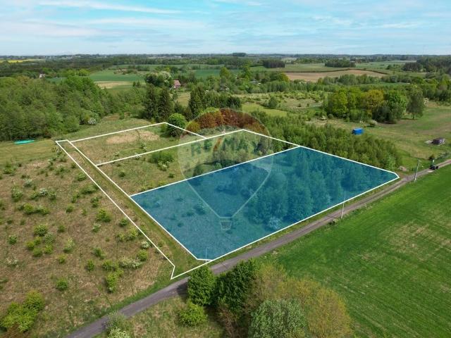 Na sprzedaż działka 4207 m² z warunkami zabudowy w Smolne