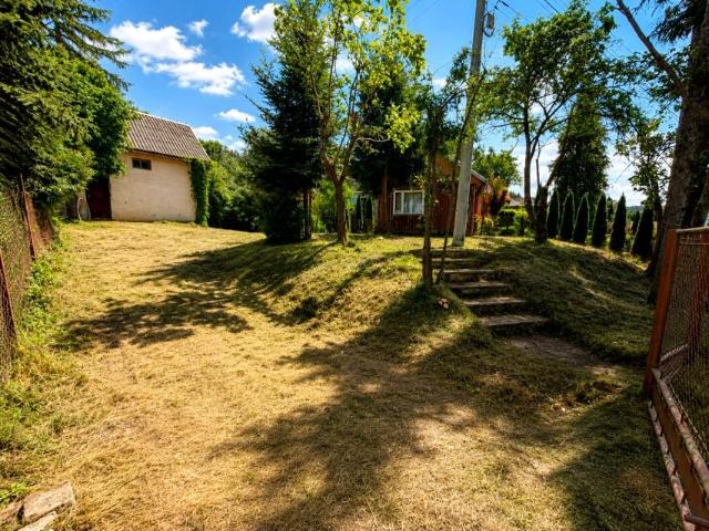 Działka 660 m², Złockie