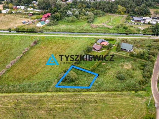 Działka 697 m², Tupadły