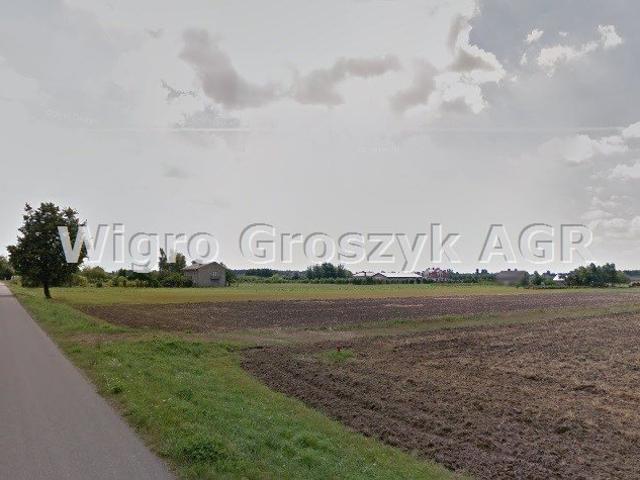 Działka 7 052 m² z warunkami zabudowy i dostępem do mediów
