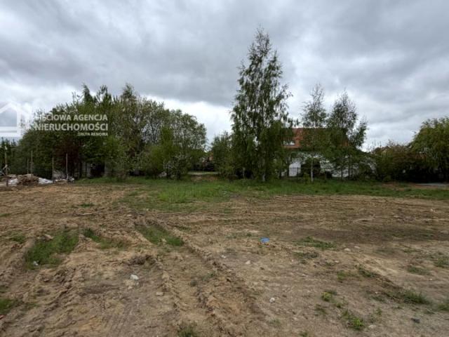 Działka 883 m², Suchy Dwór
