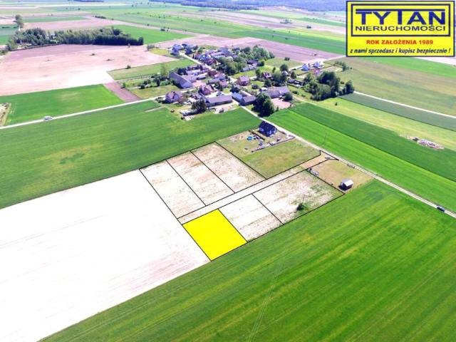 Działka 896 m², Wyrzyki