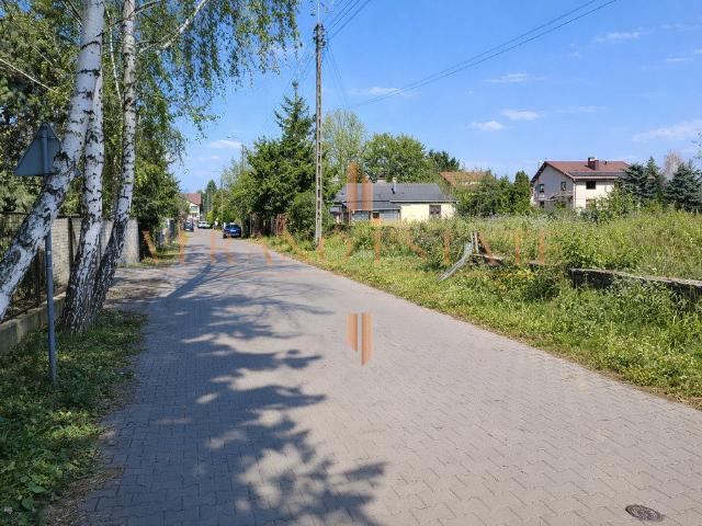 Działka 820 m² w Łomiankach – prestiżowa lokalizacja!
