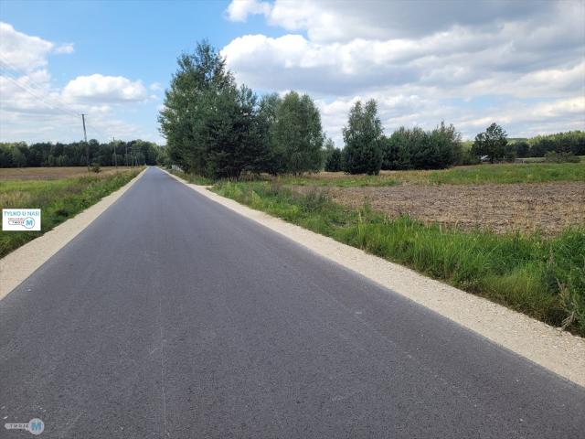 Działka 8 000 m² w Stanowiskach blisko lasu, media