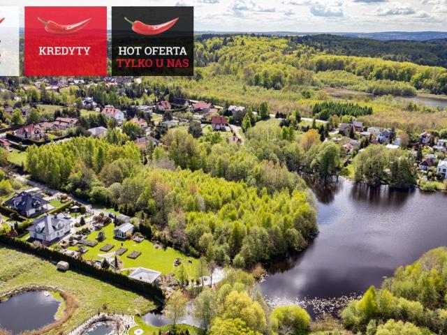 Działka 9158 m² z dostępem do jeziora i planem zagospodarowania