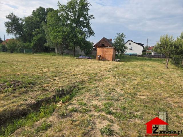Działka 930 m² z prądem i wodą w Myślinie, Dobrodzień