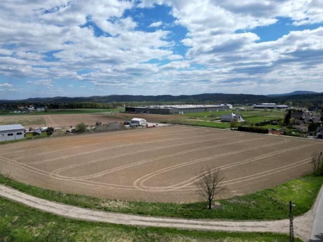 Krakowska 9 900 m², Gdów