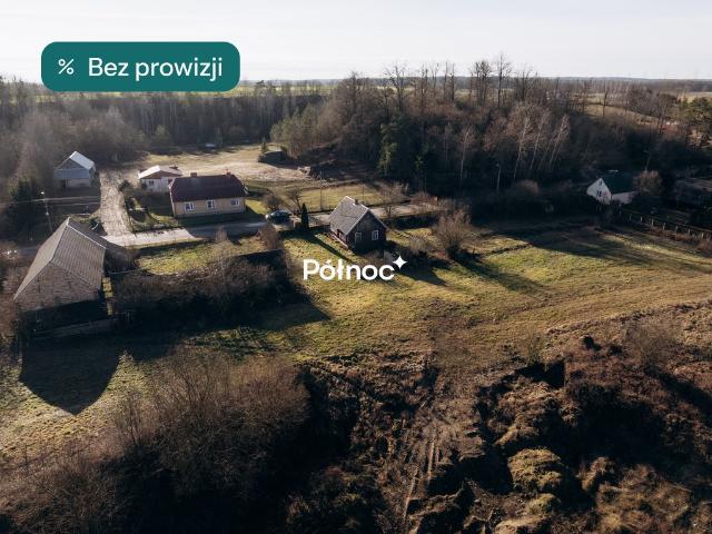 Działki budowlane w Pniewie z domem i budynkami gospodarcymi